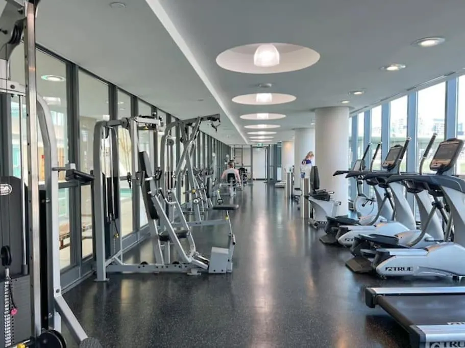 2 Bedroom With Amazing City Views & Free Parking 多伦多 0*,