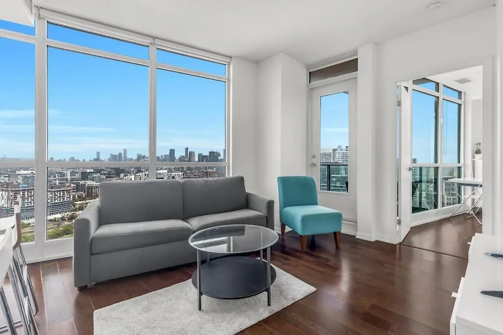 公寓 2 Bedroom With Amazing City Views & Free Parking 多伦多 加拿大
